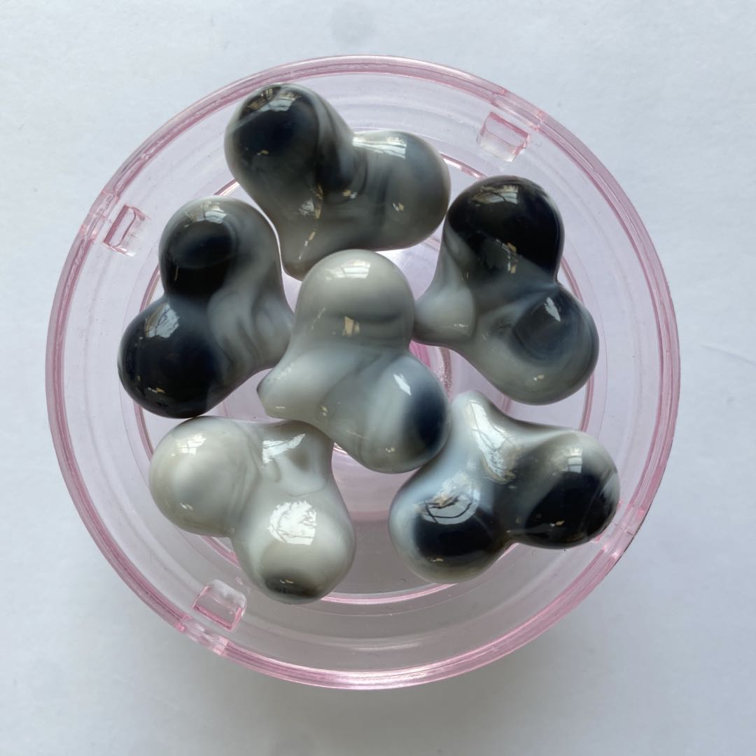 Gray [Beads] Dual Colour Cat Paw Beads Love By Pack - 500g